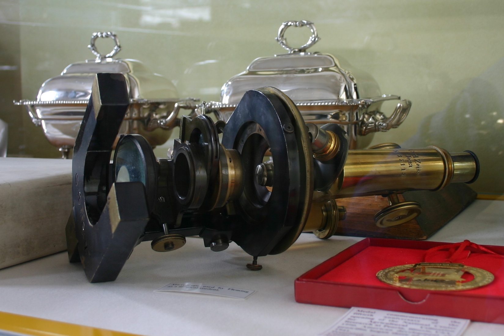 Alexander Fleming's first microscope, Alexander Fleming Laboratory and Museum, St Mary's Hospital, London (27).JPG